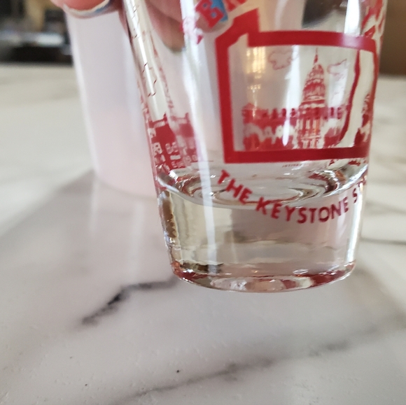 Independence Hall Pennsylvania Shot Glass - Picture 8 of 8